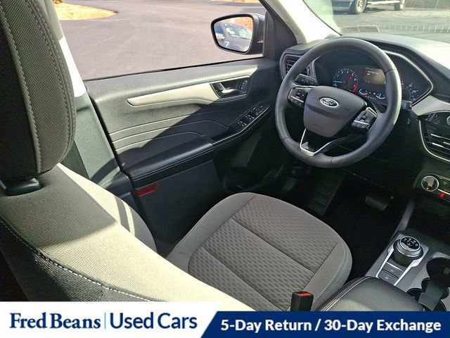 Certified 2022 Ford Escape SE w/ SE Sport Appearance Package image 14