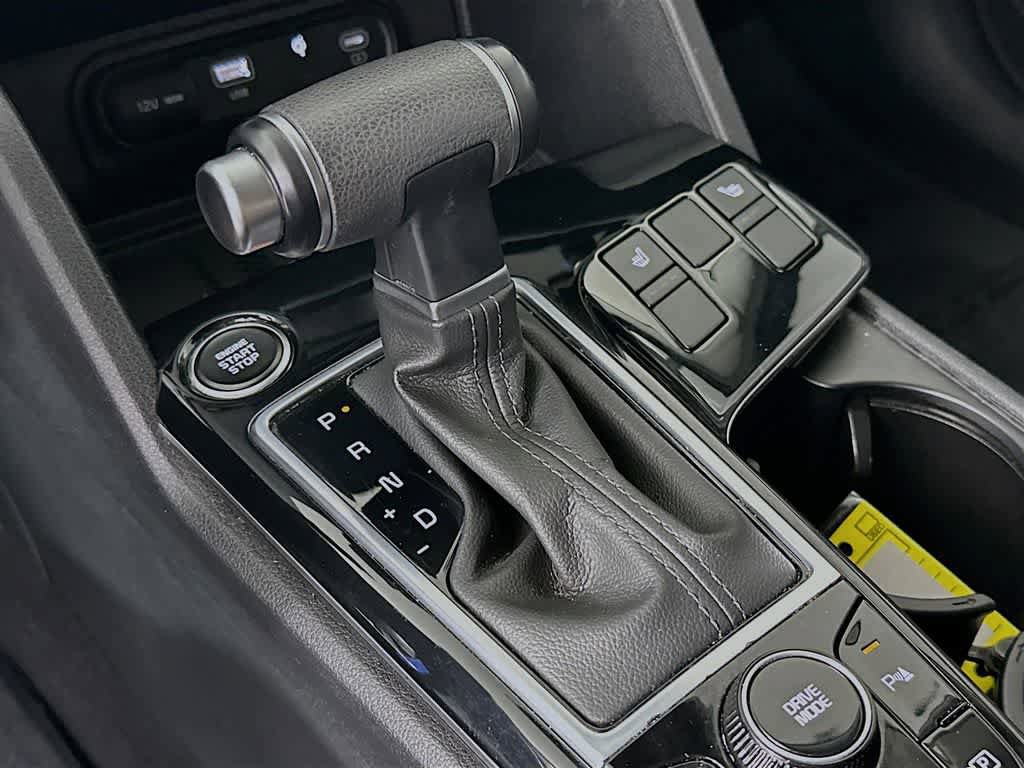 Used 2025 Kia Sportage EX FWD image 18