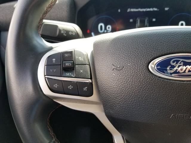 Certified 2025 Ford Explorer Active AWD/4WD image 26