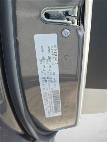 Used 2018 Chrysler Pacifica Touring Plus FWD image 29