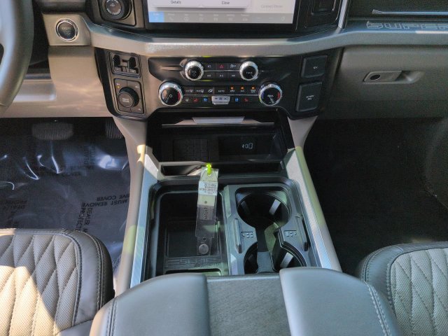 Certified 2025 Ford F450 Platinum w/ Platinum Plus Package AWD/4WD image 23
