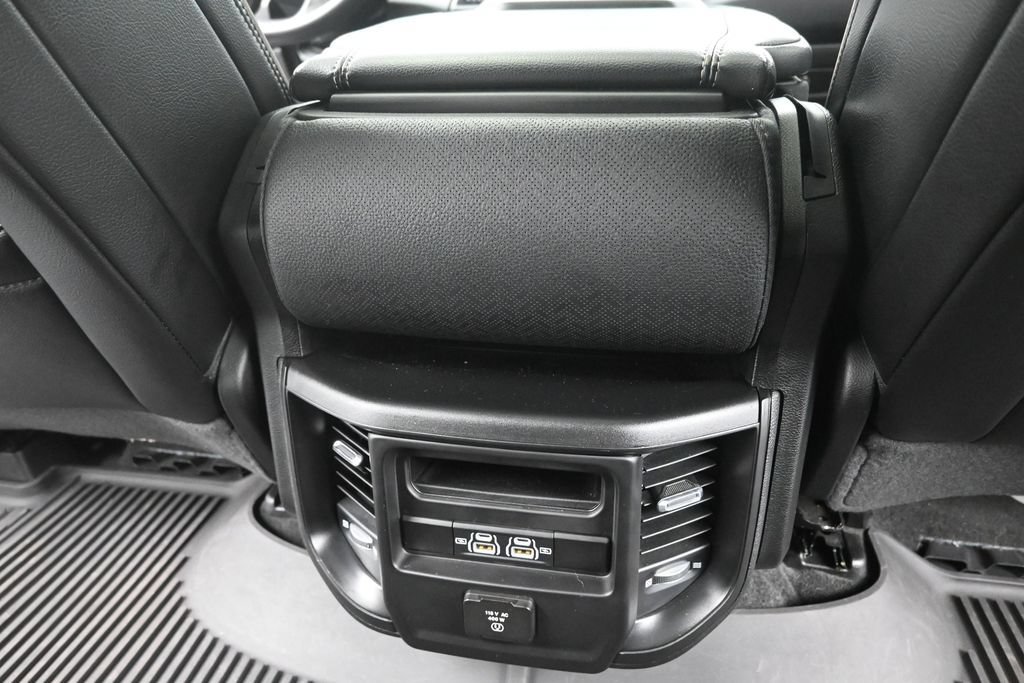 Used 2023 RAM 1500 Laramie RWD image 12