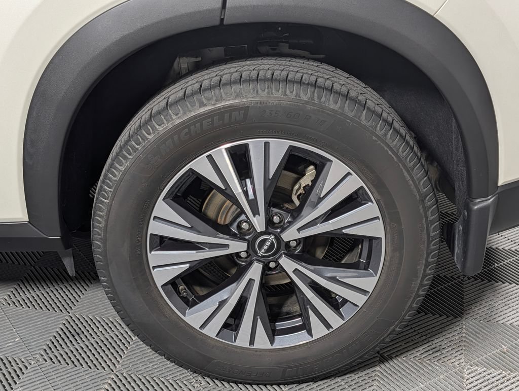 Used 2023 Nissan Rogue SV FWD image 22