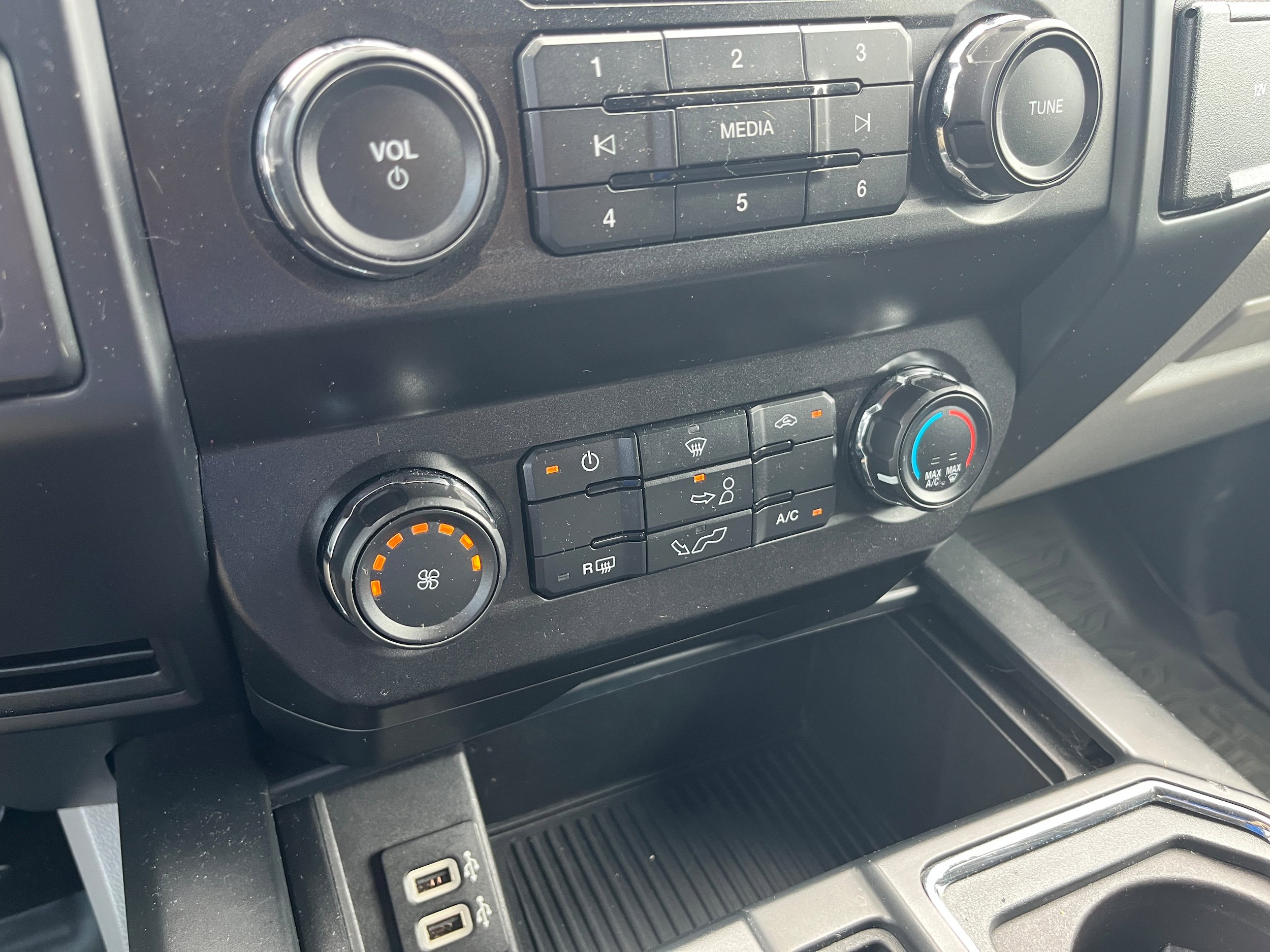 Certified 2019 Ford F150 XL w/ Equipment Group 101A Mid AWD/4WD image 15