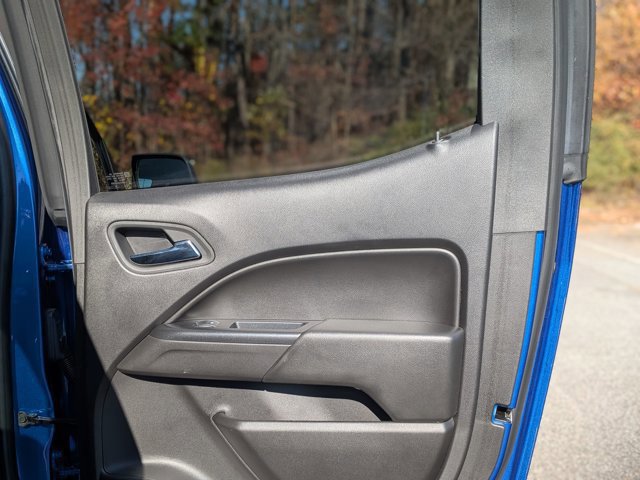 Used 2019 Chevrolet Colorado LT w/ LT Convenience Package image 32