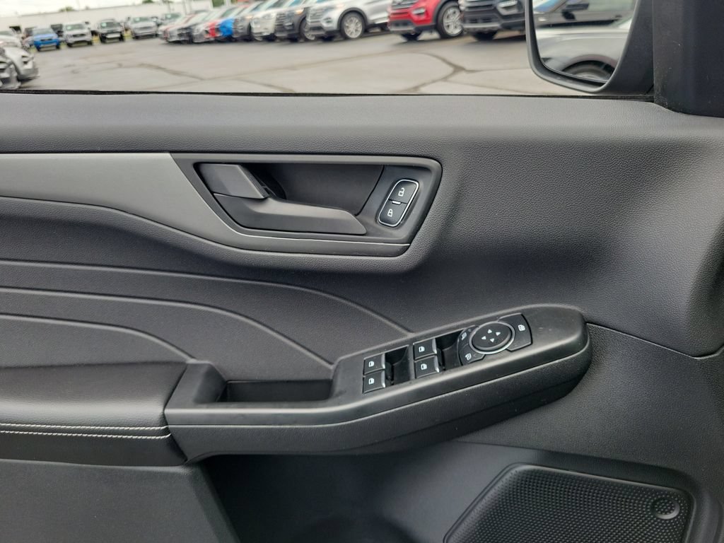 Certified 2025 Ford Escape Active AWD/4WD image 20