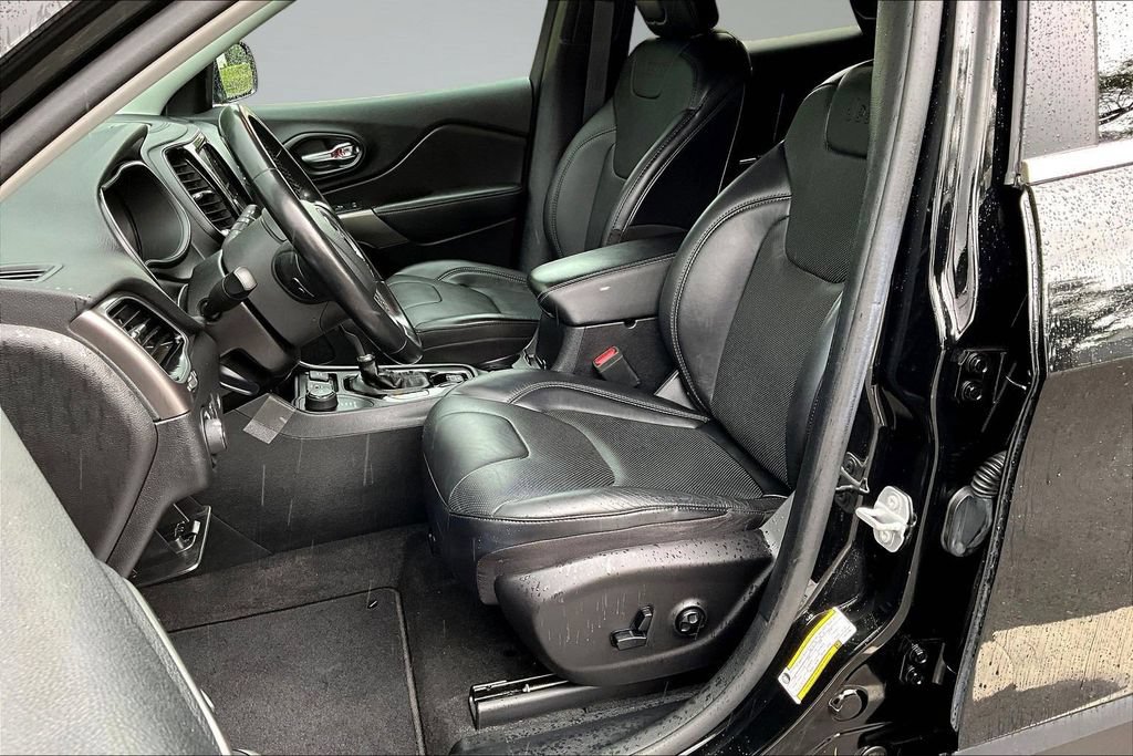 Used 2020 Jeep Cherokee Limited AWD/4WD image 21
