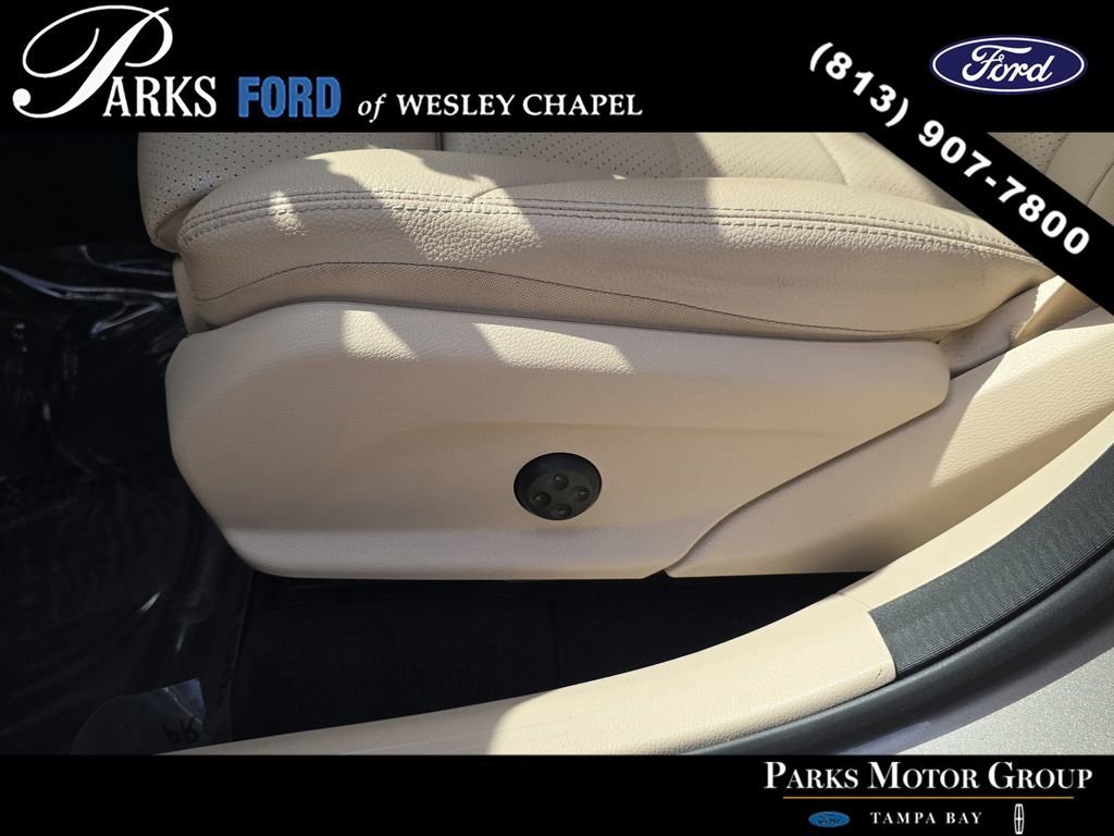Used 2021 Mercedes-Benz GLC 300 4MATIC image 20