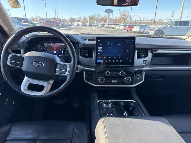 Certified 2024 Ford Expedition Max XLT image 10