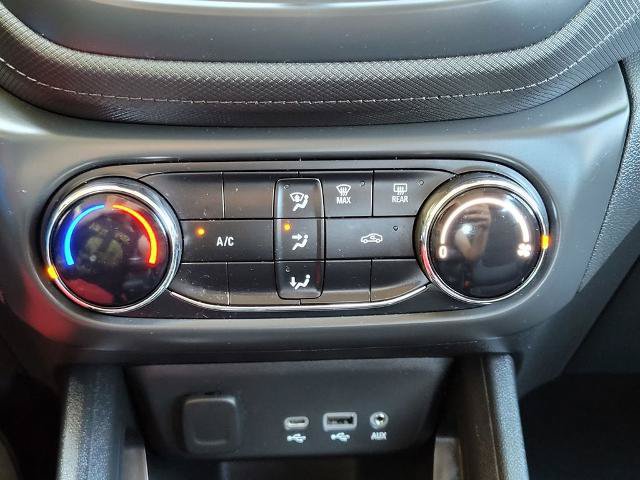 Used 2021 Chevrolet TrailBlazer LS FWD image 21