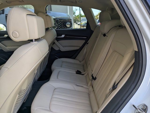Used 2019 Audi Q5 2.0T Premium w/ Convenience Package image 15