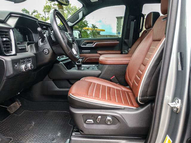 Used 2026 GMC Sierra 1500 Denali Ultimate AWD/4WD image 11
