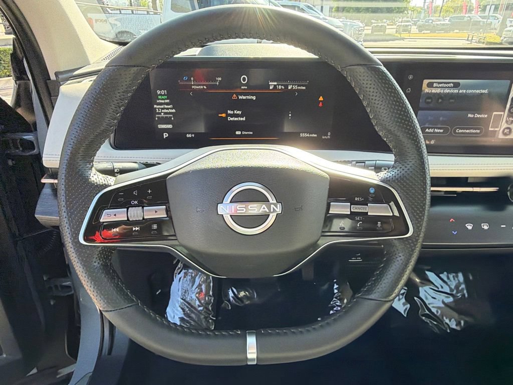 Used 2025 Nissan Ariya AWD image 28