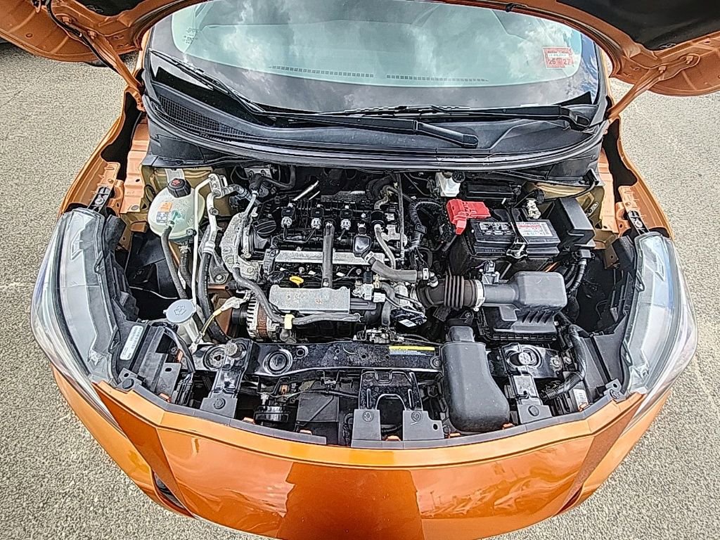 Used 2022 Nissan Versa SR FWD image 19