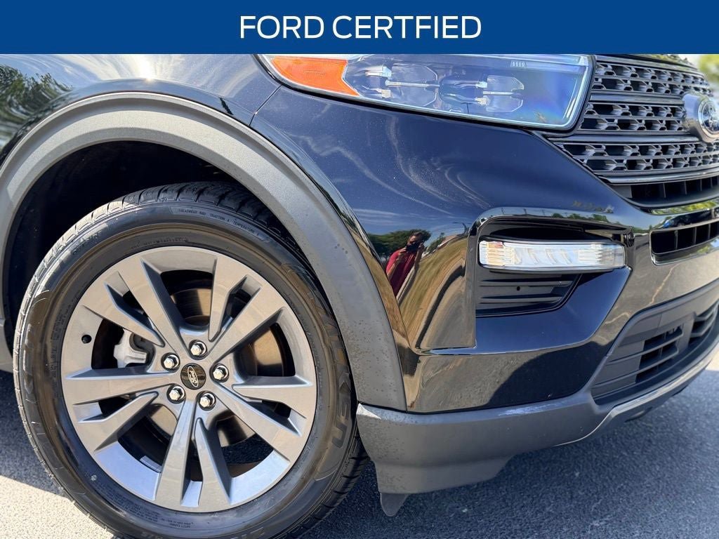 Certified 2023 Ford Explorer XLT w/ Equipment Group 202A RWD image 6