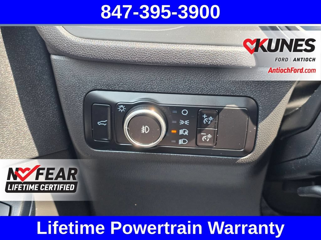 Certified 2025 Ford Escape Platinum AWD/4WD image 41