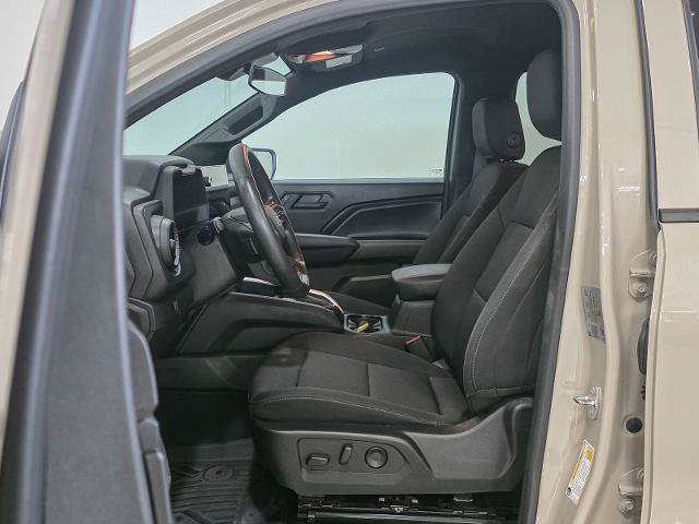 Used 2023 Chevrolet Colorado Trail Boss AWD/4WD image 21
