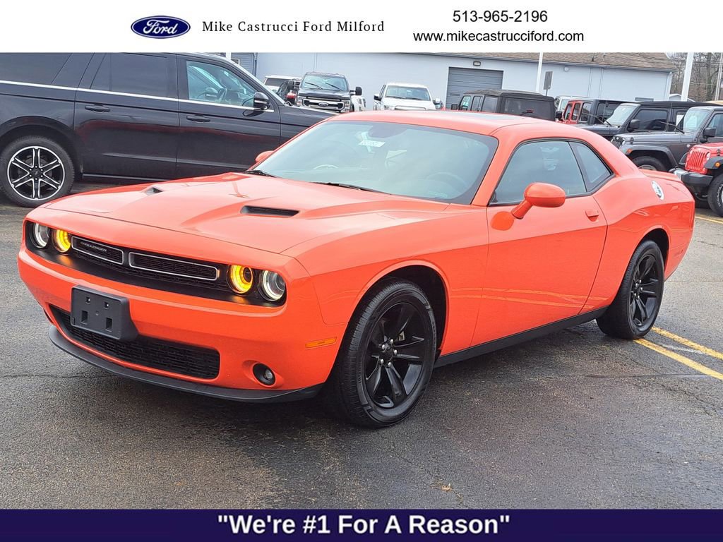 Used 2021 Dodge Challenger SXT w/ Driver Convenience Group image 7
