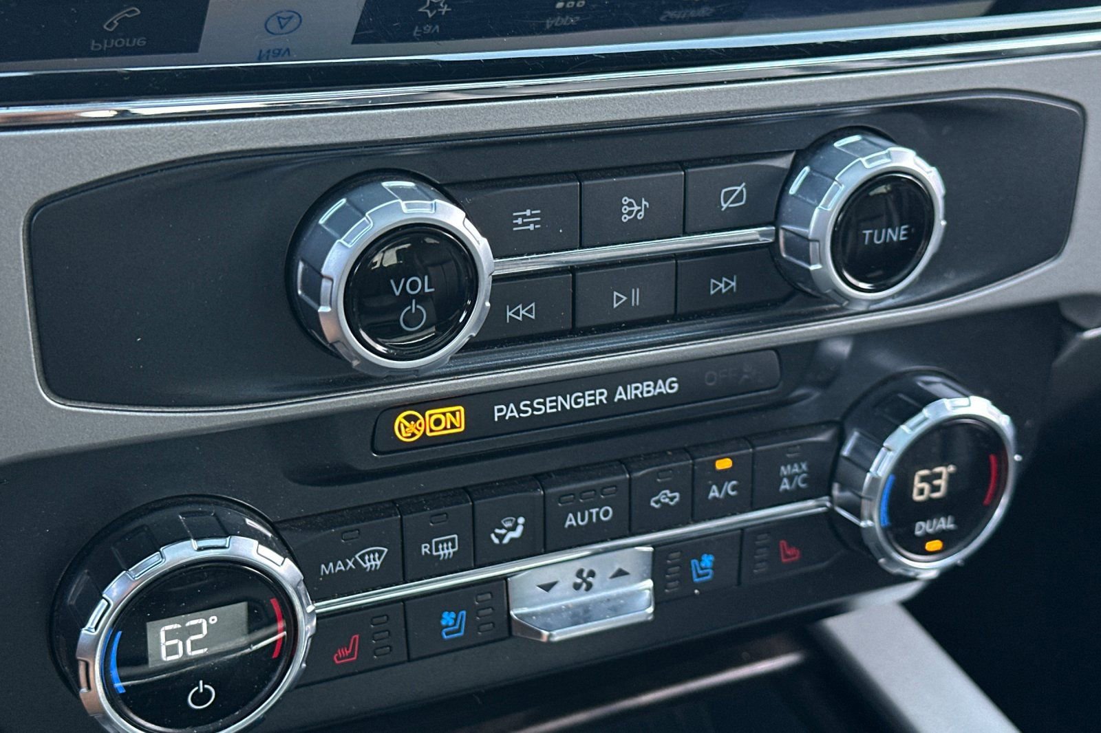 Certified 2022 Ford F250 Lariat w/ Lariat Ultimate Package image 22