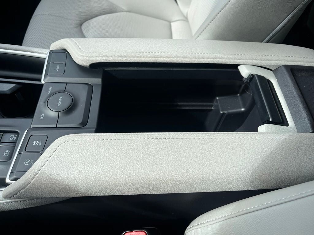 Used 2025 Toyota Grand Highlander FWD image 35