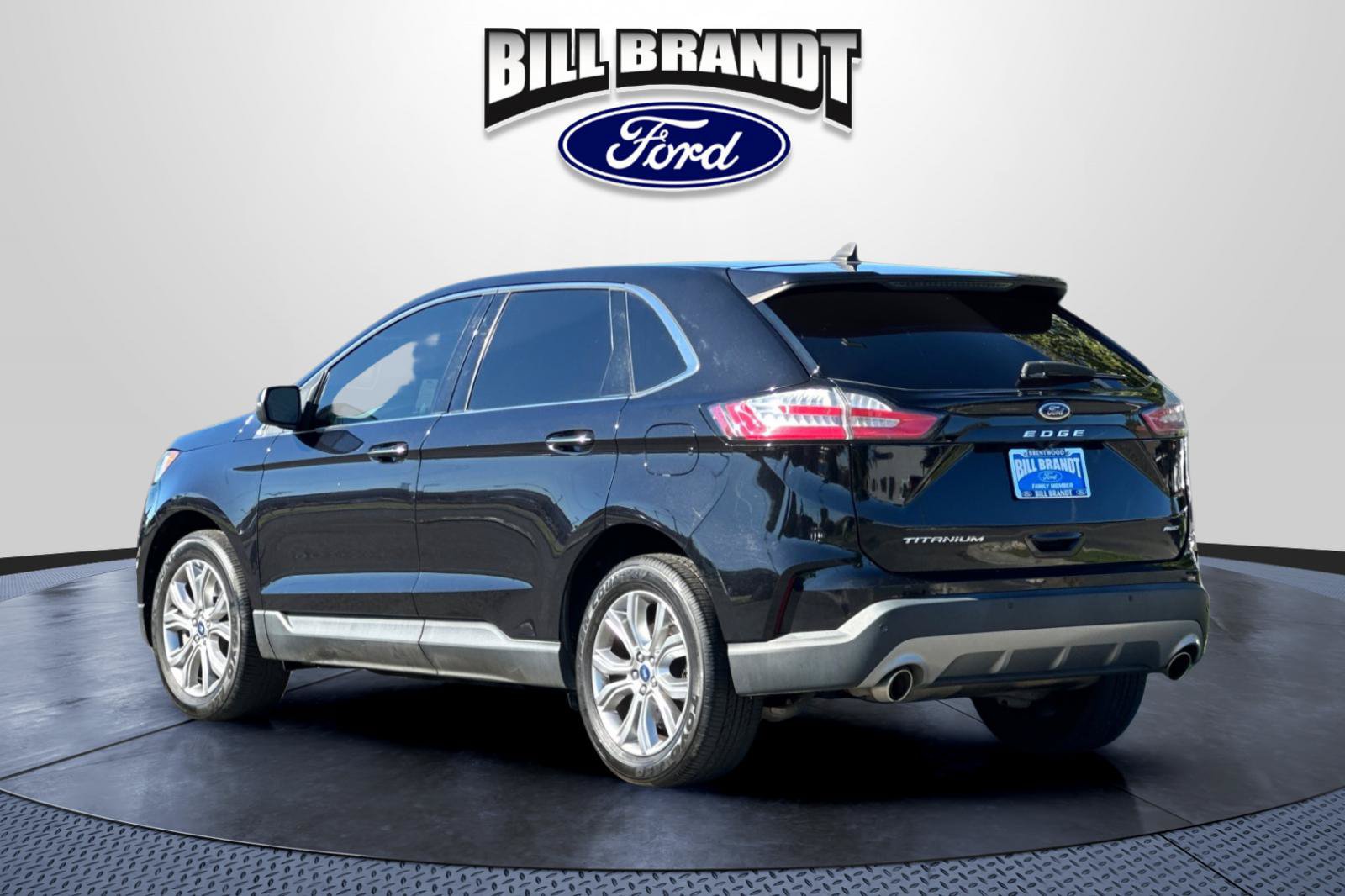 Certified 2022 Ford Edge Titanium AWD/4WD image 5