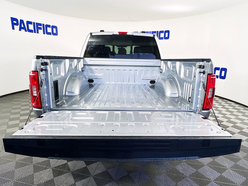 Certified 2022 Ford F150 XLT w/ Equipment Group 302A High image 31