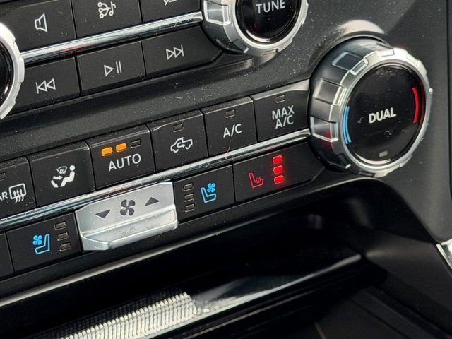 Certified 2022 Ford F150 Lariat image 27