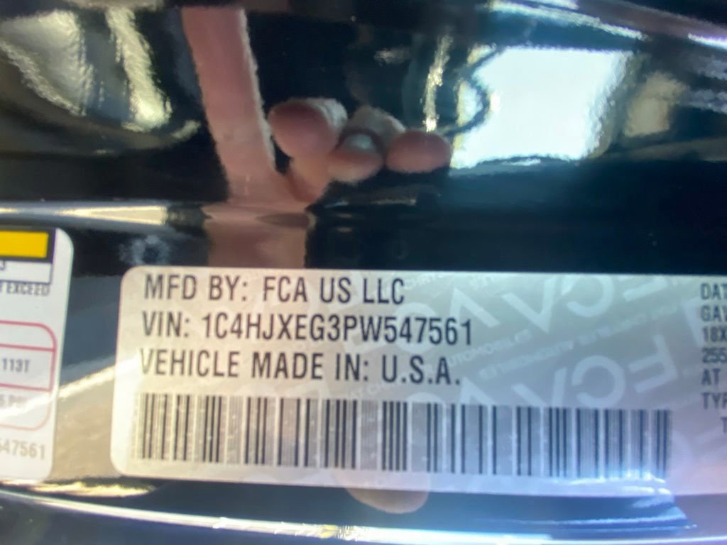 Used 2023 Jeep Wrangler Sahara AWD/4WD image 33