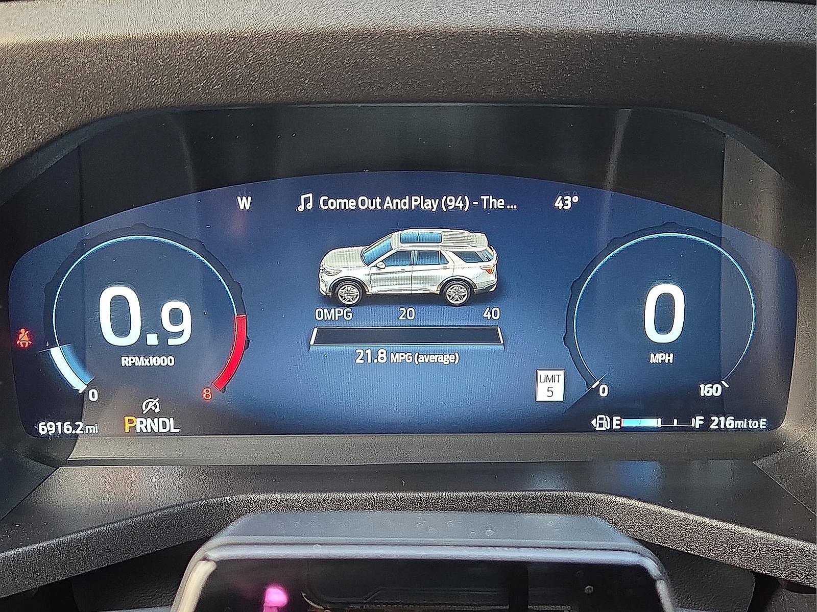 Certified 2025 Ford Explorer ST-Line w/ Premium Package image 23