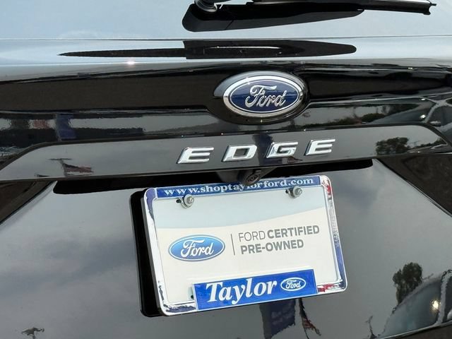 Certified 2022 Ford Edge Titanium w/ Equipment Group 301A AWD/4WD image 32
