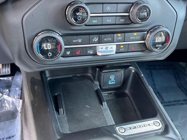 Certified 2025 Ford Bronco Outer Banks AWD/4WD image 13