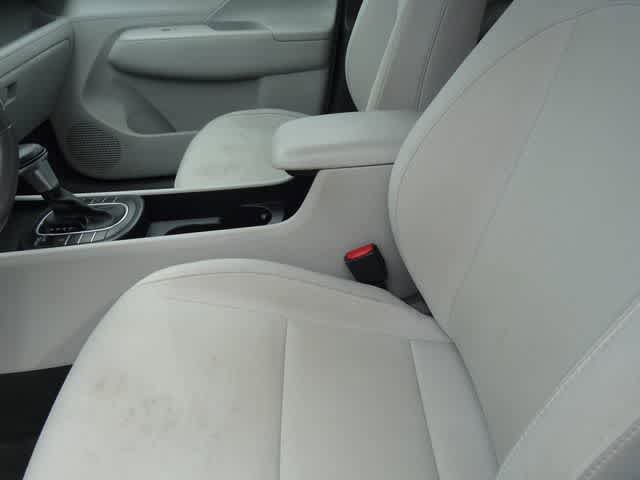 Used 2024 Hyundai Kona SEL AWD/4WD image 7