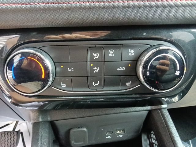 Used 2024 Chevrolet TrailBlazer RS AWD/4WD image 28