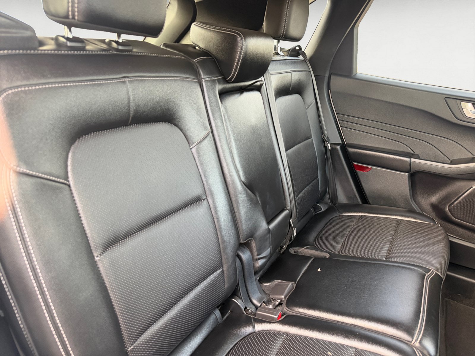 Certified 2022 Ford Escape SEL AWD/4WD image 18
