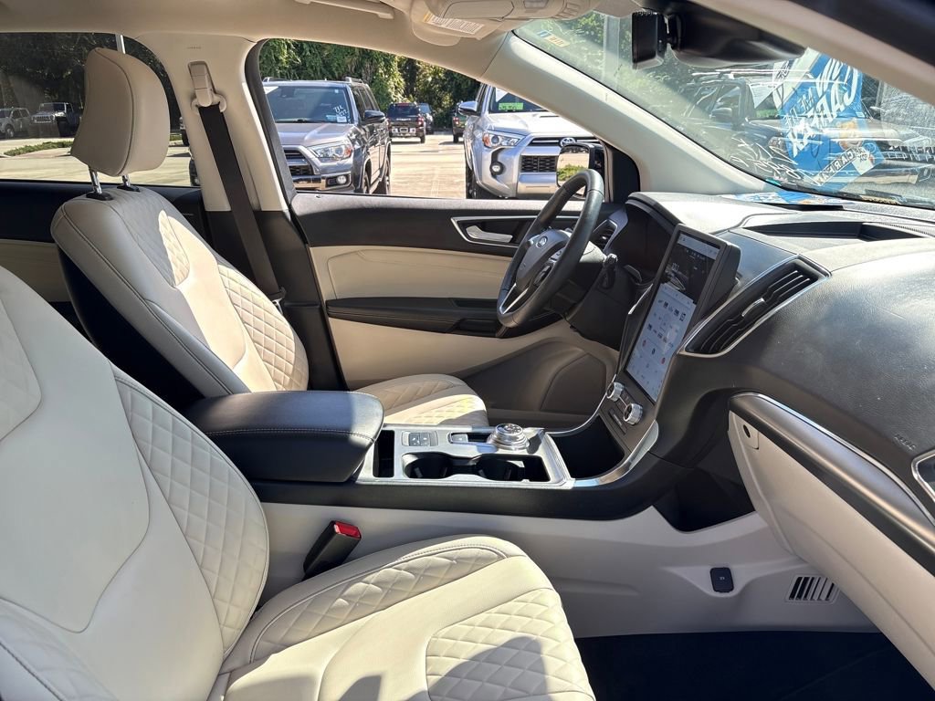 Certified 2024 Ford Edge Titanium image 28