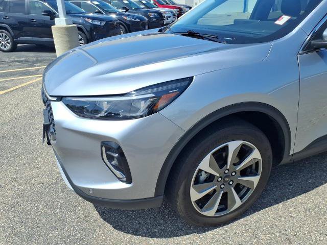 Certified 2023 Ford Escape Platinum AWD/4WD image 9