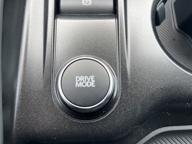 Certified 2025 Ford Explorer Active w/ Active Comfort Package AWD/4WD image 23