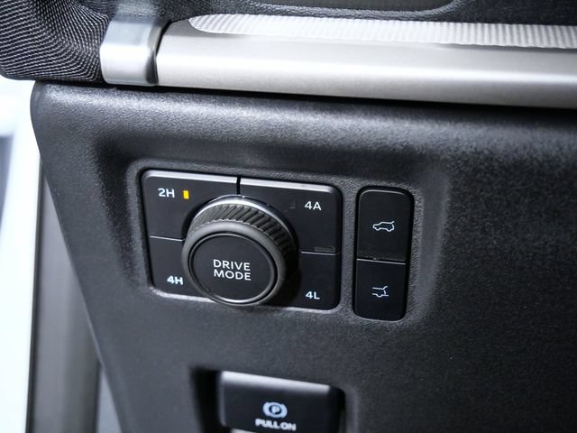 Certified 2025 Ford Expedition Active AWD/4WD image 28