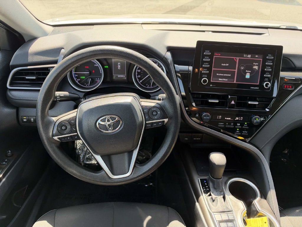 Used 2021 Toyota Camry LE FWD image 11