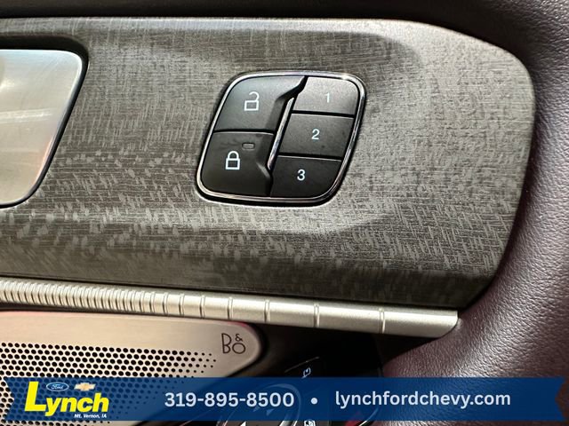 Certified 2025 Ford Explorer Platinum w/ LUX Leather Package AWD/4WD image 12