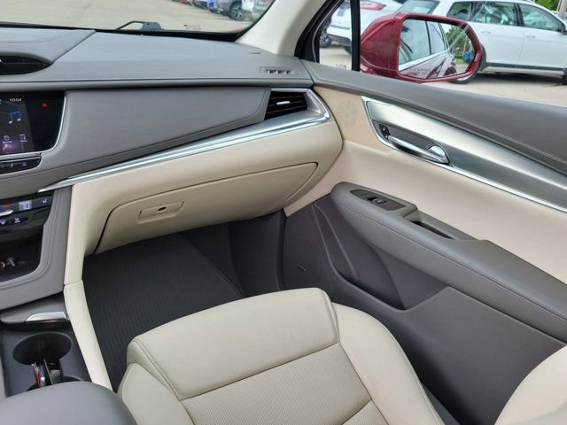 Used 2019 Cadillac XT5 Luxury FWD image 23