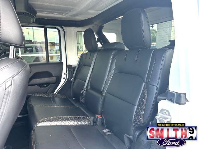 Used 2021 Jeep Wrangler Unlimited Sahara AWD/4WD image 32