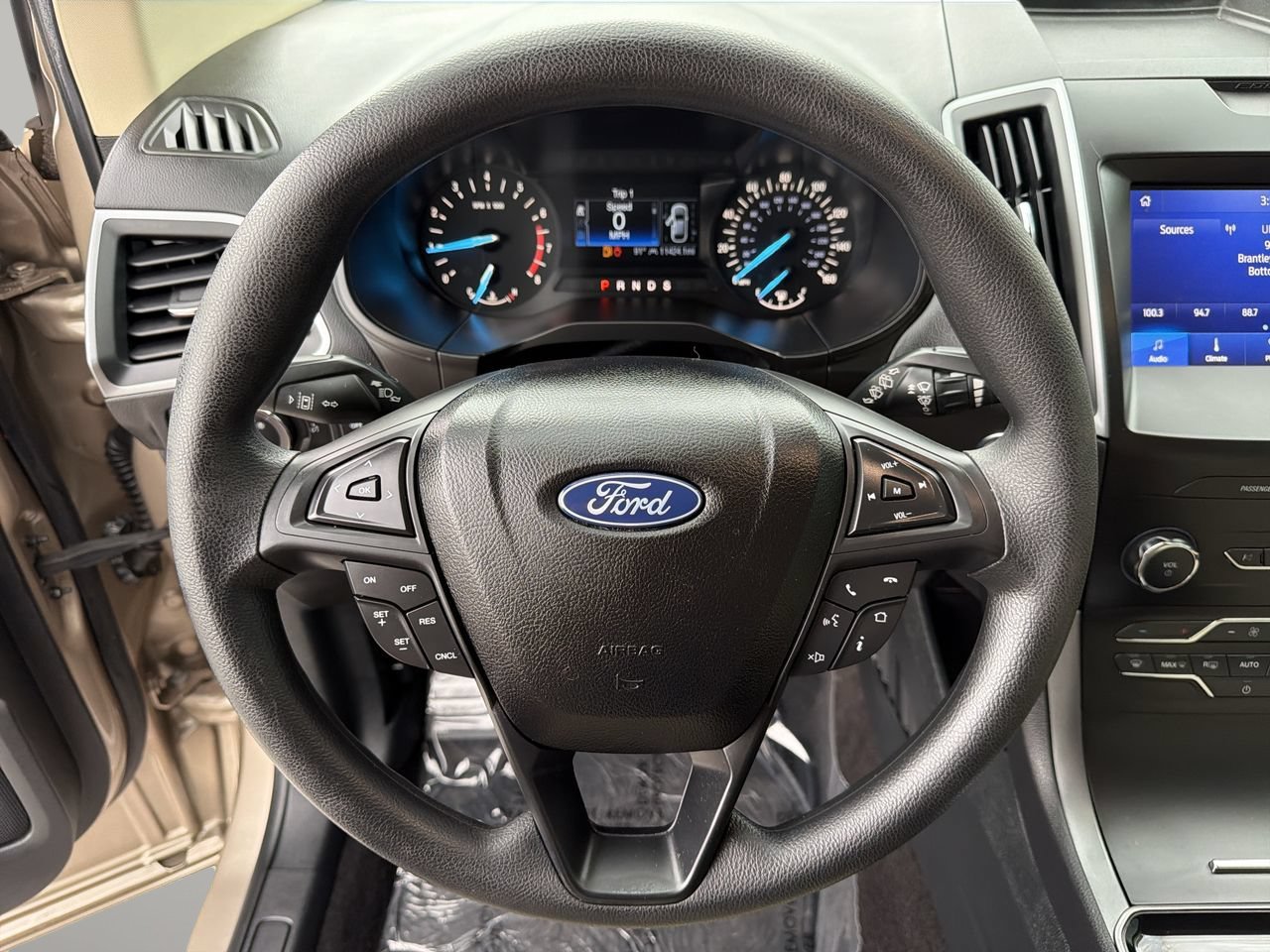 Certified 2020 Ford Edge SE FWD image 27