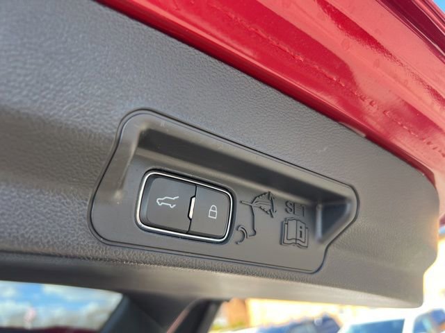 Certified 2023 Ford Explorer Limited w/ Equipment Group 301A image 27