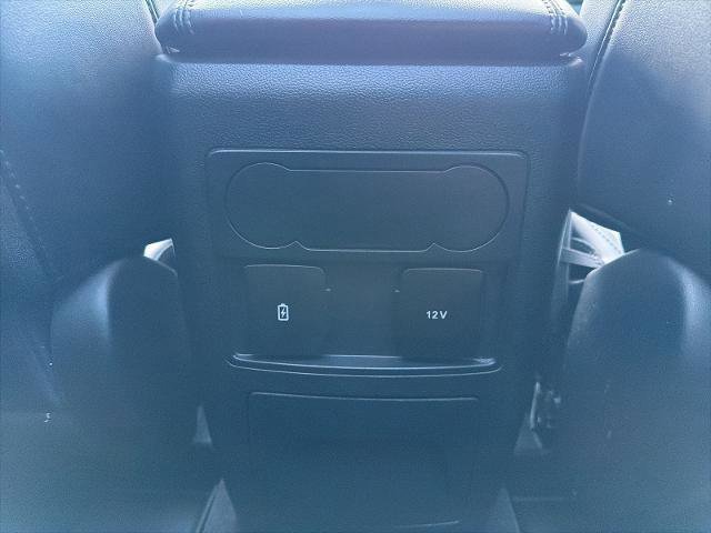 Certified 2022 Ford Explorer XLT w/ Equipment Group 202A image 18