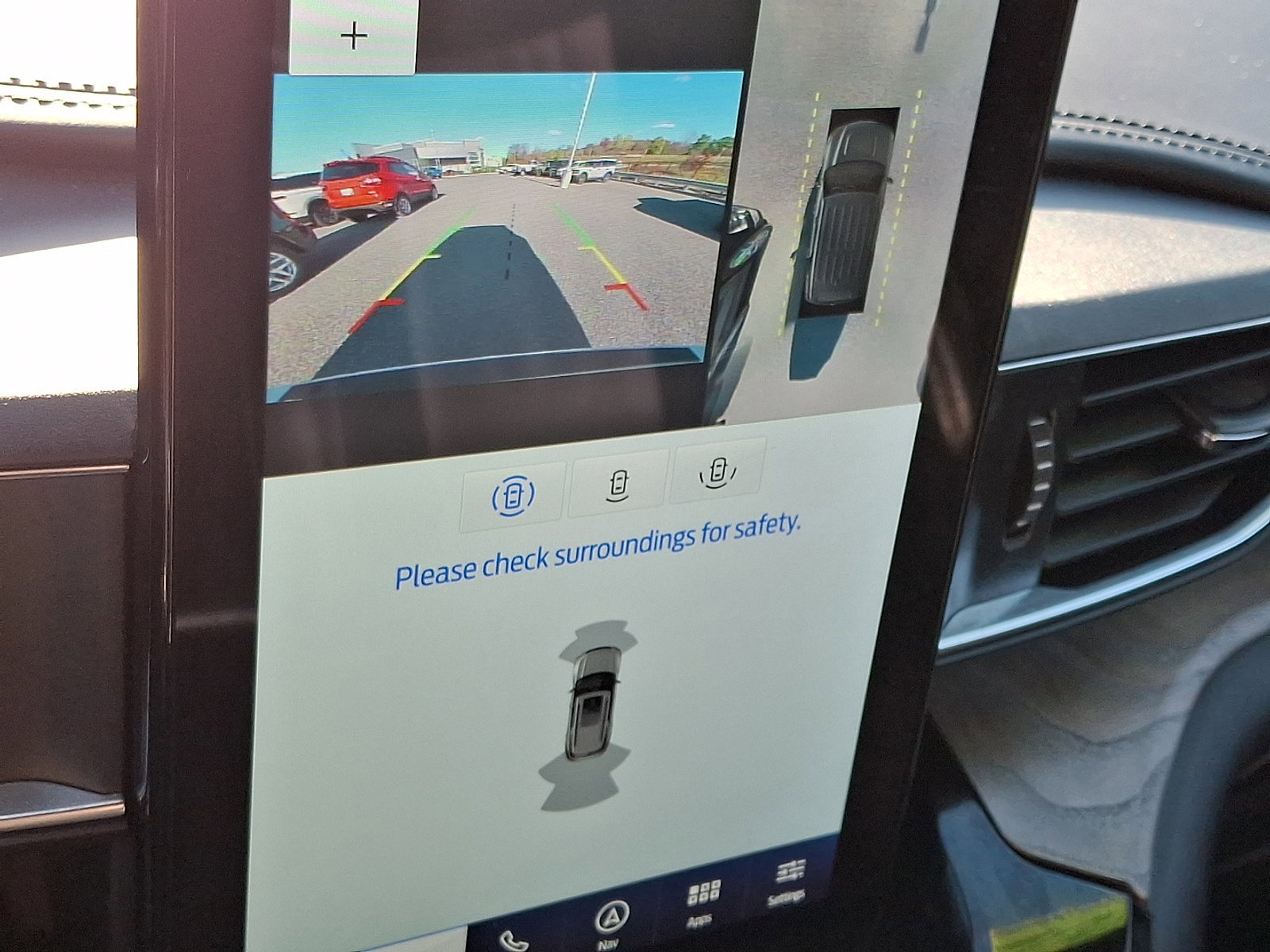 Certified 2022 Ford Explorer Platinum w/ Equipment Group 601A image 19