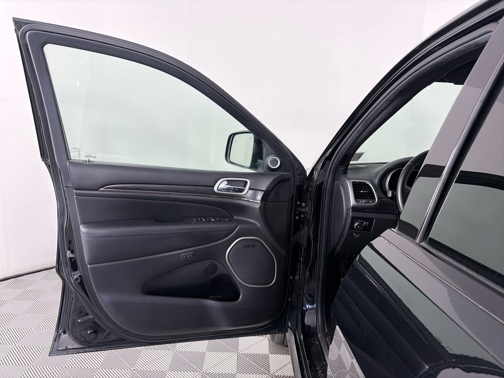 Used 2018 Jeep Grand Cherokee High Altitude AWD/4WD image 10
