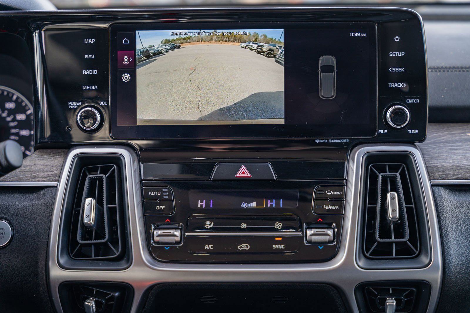 Used 2023 Kia Sorento X-Line EX image 41