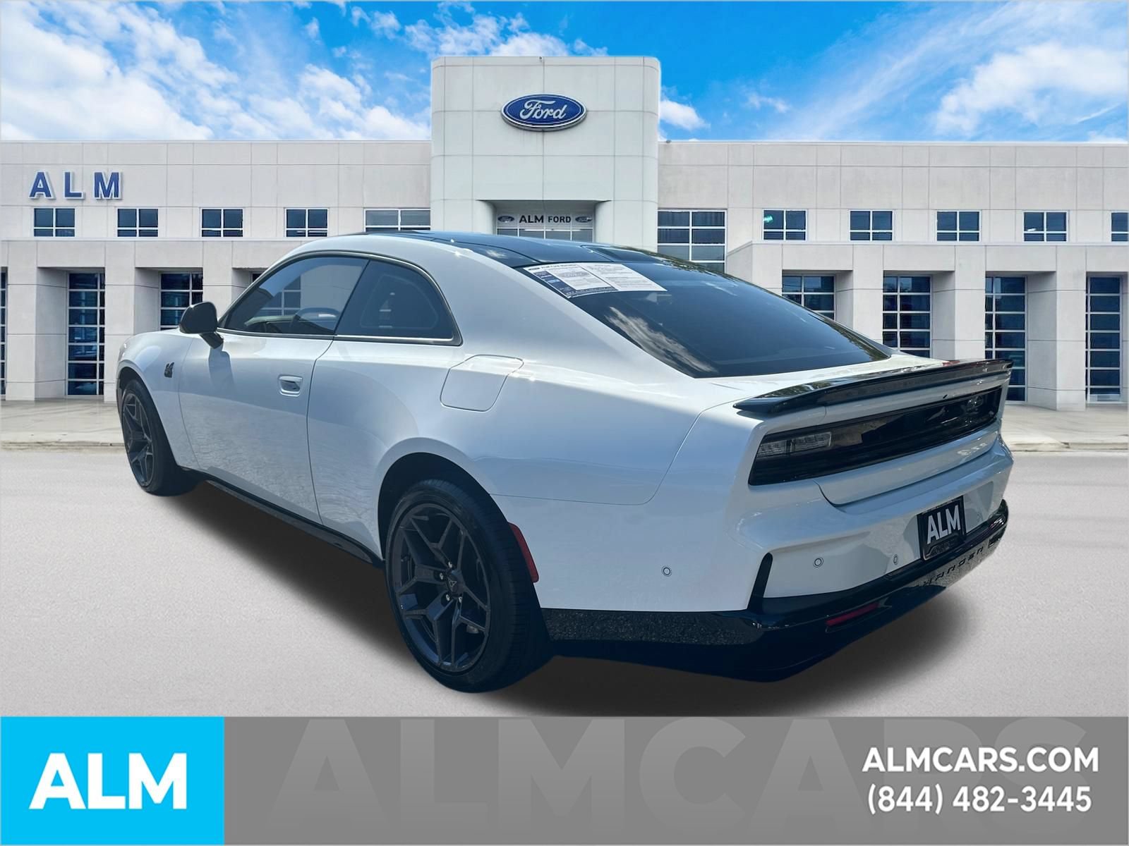Used 2026 Dodge Charger Scat Pack w/ Blacktop Package AWD/4WD image 8