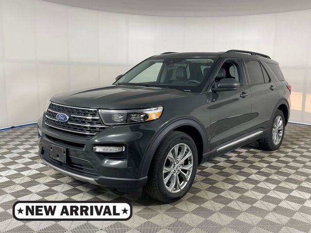 Certified 2023 Ford Explorer XLT w/ Equipment Group 202A